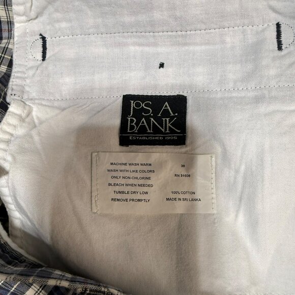 Men's Jos. A. Bank Plaid Golf Shorts - Size 38 - 9" inseam - Picture 4 of 6